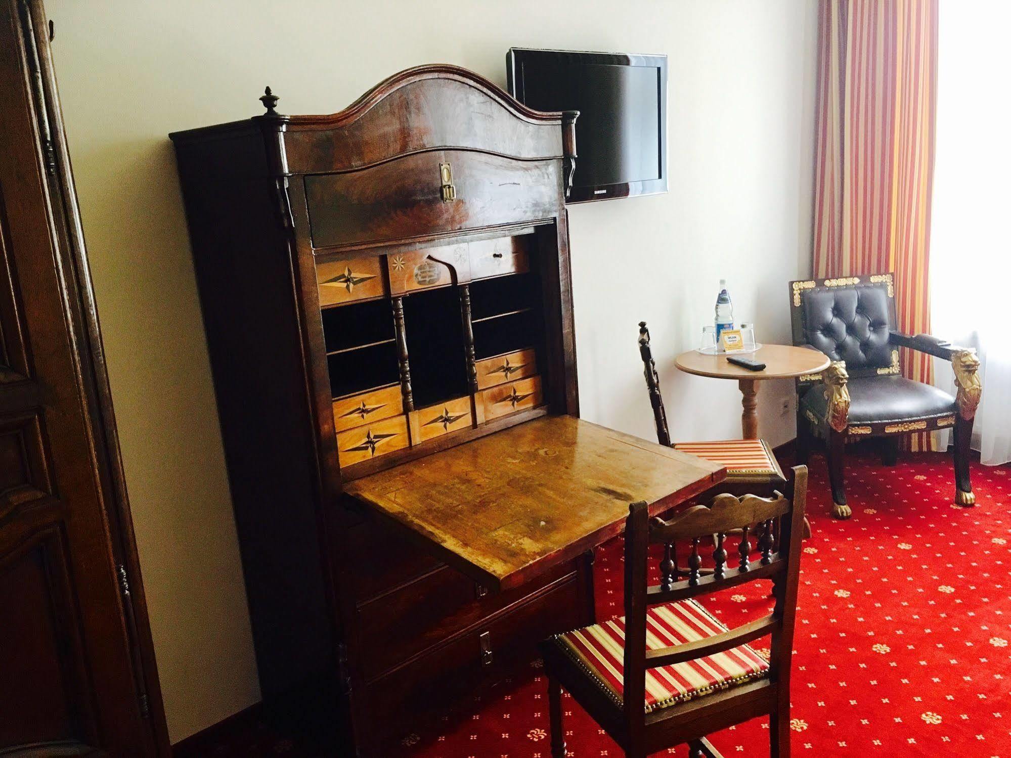Hotel Alt Goerlitz Bagian luar foto